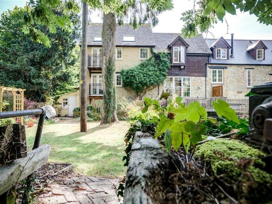 Lime Tree Villa Burford Buitenkant foto